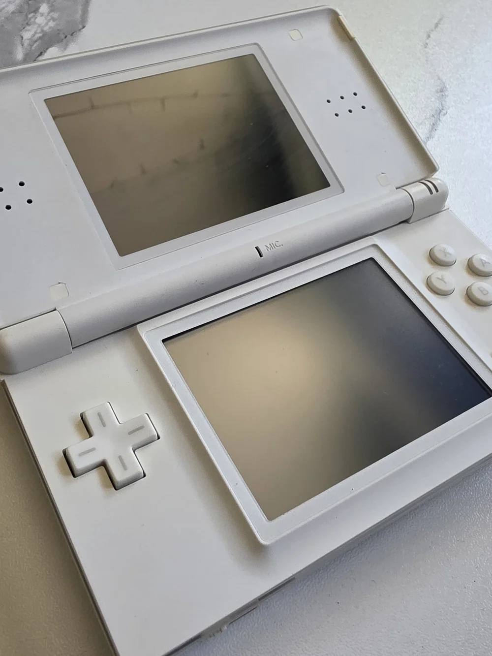 Nintendo White DS Lite Handheld Console with Stylus